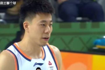 寒心！本(běn)以为来当大腿，结果首败后被教练点名成背鍋(guō)侠，回辽篮吧