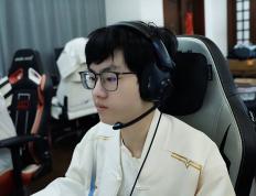 LGD零(líng)封AL晋级德杯半决赛，汤圆超神带飞，解说：圆神在游龙