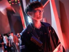 【一(yī)竞技1JingJi】LOL：S15瑞士(shì)轮数据出炉 小吕布成爲(wèi)被单杀王！