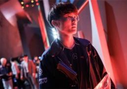 【一(yī)竞技1JingJi】LOL：S15瑞士(shì)轮数据出炉 小吕布成爲(wèi)被单杀王！