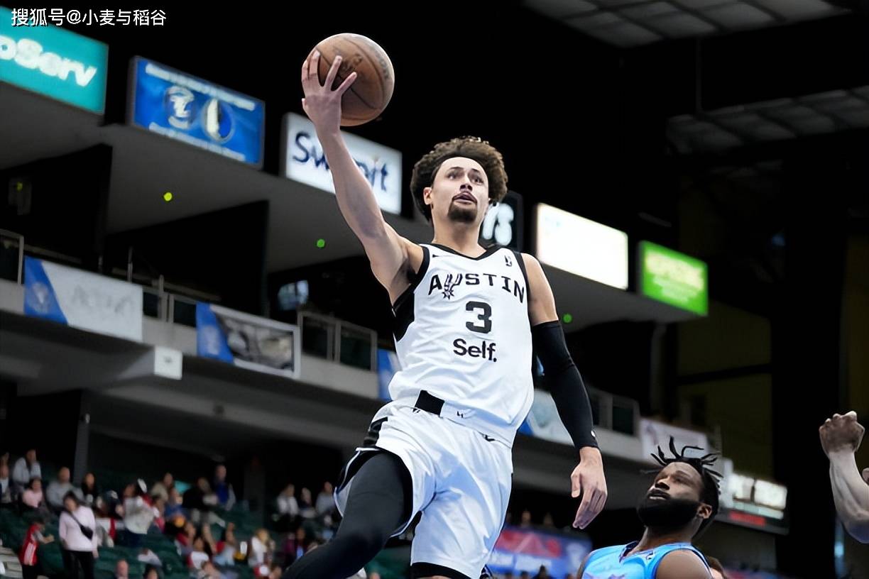 掘金二(èr)隊(duì)得到活塞二(èr)隊(duì)得分(fēn)手所(suǒ)属权，他在湖(hú)人(rén)马刺二(èr)隊(duì)都表现不错