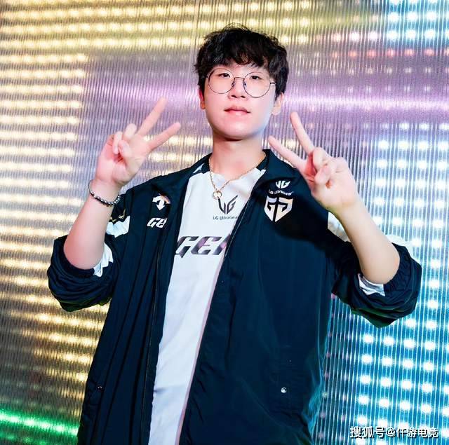 LOL：Ruler首次回應(yīng)自己退(tuì)役(yì)！世(shì)界赛冠军打(dǎ)野回應(yīng)加(jiā)盟BLG