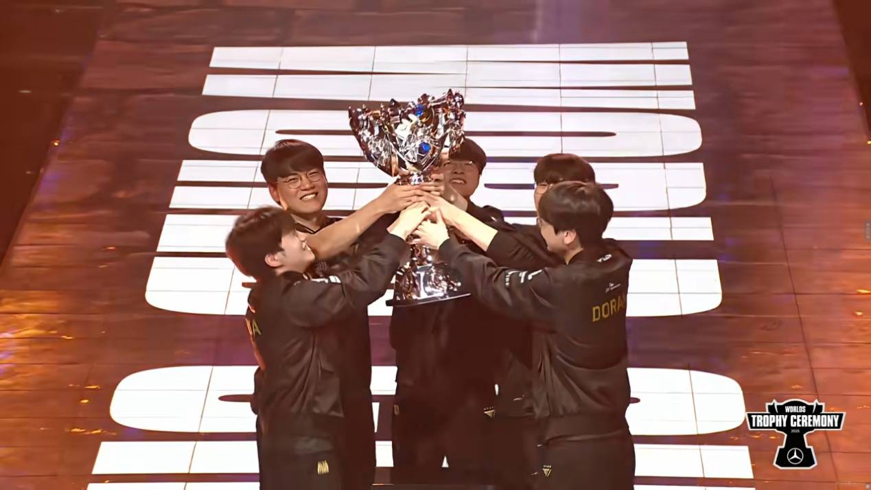 LOL六冠王传奇诞生(shēng)！Faker加里奥登场，T1決(jué)胜局爆发，创造新神(shén)话