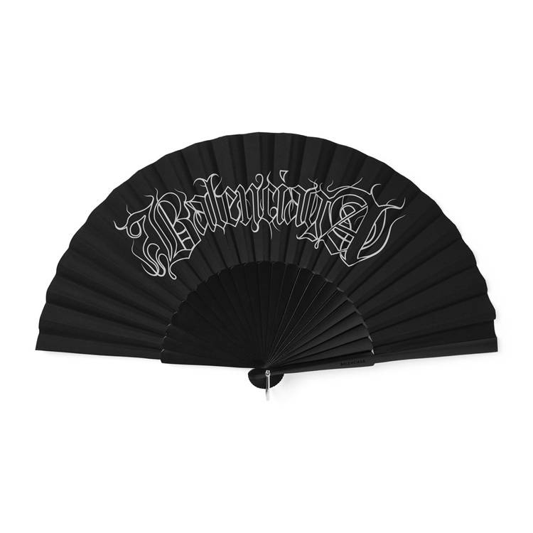 Balenciaga 2026春季系列(liè)新品发布：Pamela别针彎(wān)月包、Le City手袋全解(jiě)析