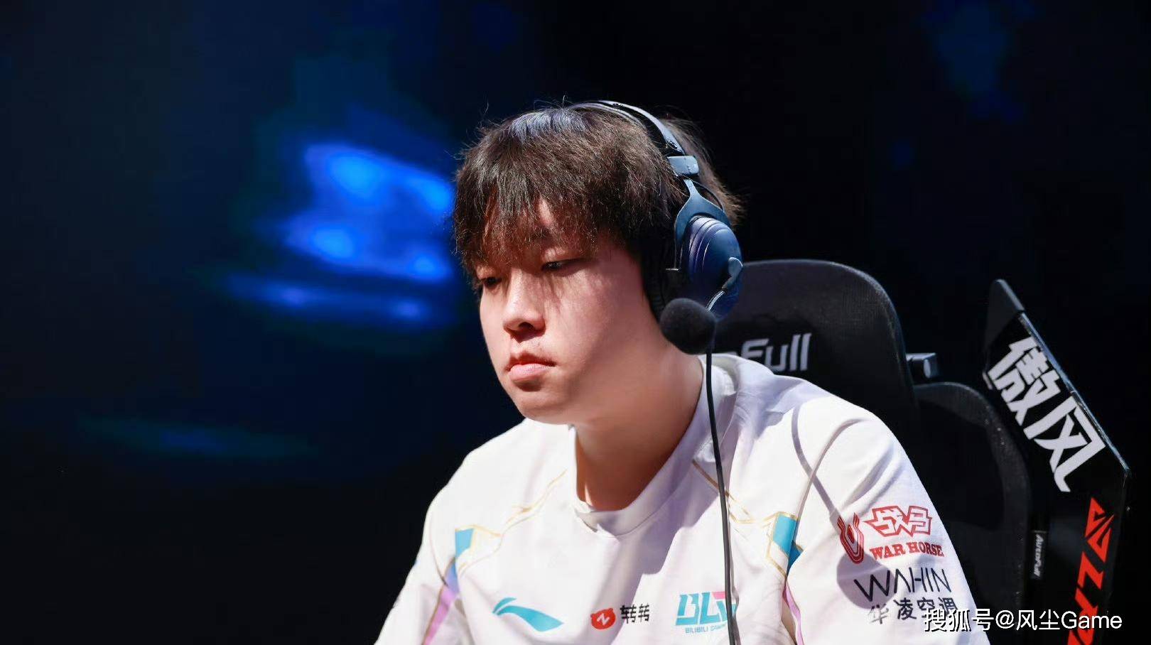 LCK三冠AD风评崩塌！採(cǎi)訪(fǎng)自爆讨厭(yàn)T1，HLE轉(zhuǎn)会期曾考虑Bin哥