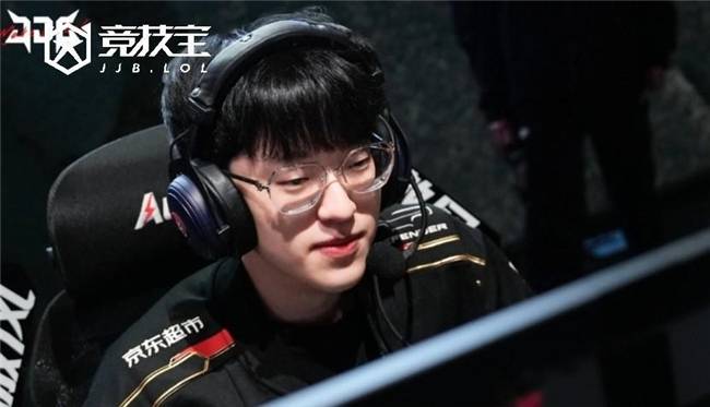 LOL-中(zhōng)韩轉(zhuǎn)会期风云不(bù)斷(duàn)：韩援动向落定