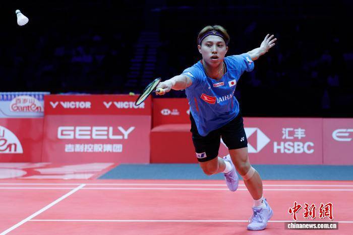 世(shì)羽联世(shì)巡賽(sài)总決(jué)賽(sài)：中(zhōng)国选手石宇(yǔ)奇晋级四强