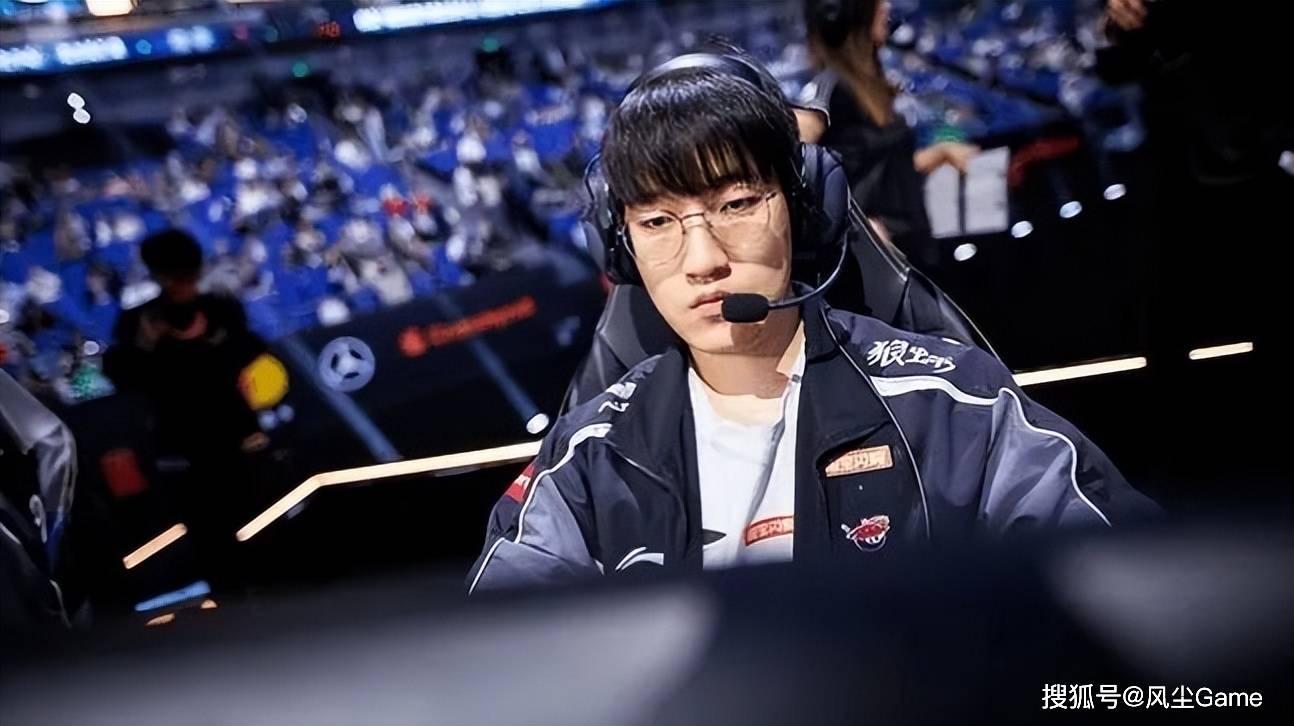 LPL黑马战队解散重(zhòng)組(zǔ)！冠军中(zhōng)单退役，AD成轉(zhuǎn)会期抢手货