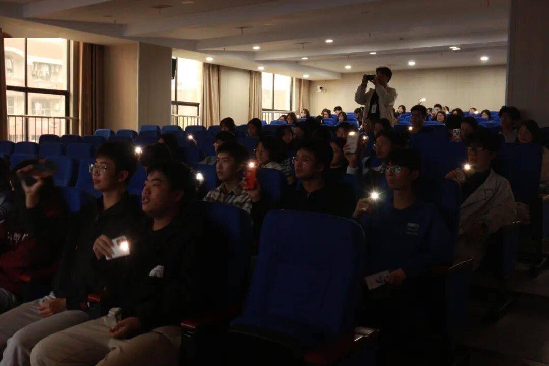 見(jiàn)面会精彩集锦新鲜出爐(lú)！