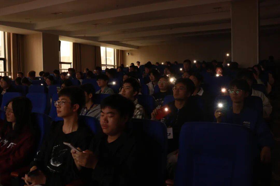 見(jiàn)面会精彩集锦新鲜出爐(lú)！