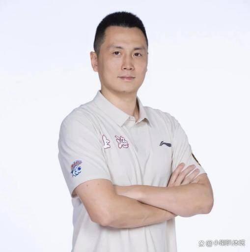 寒心！原以爲(wèi)來(lái)当大(dà)腿，结果首败后被教练点名沦爲(wèi)背锅侠，回辽篮吧