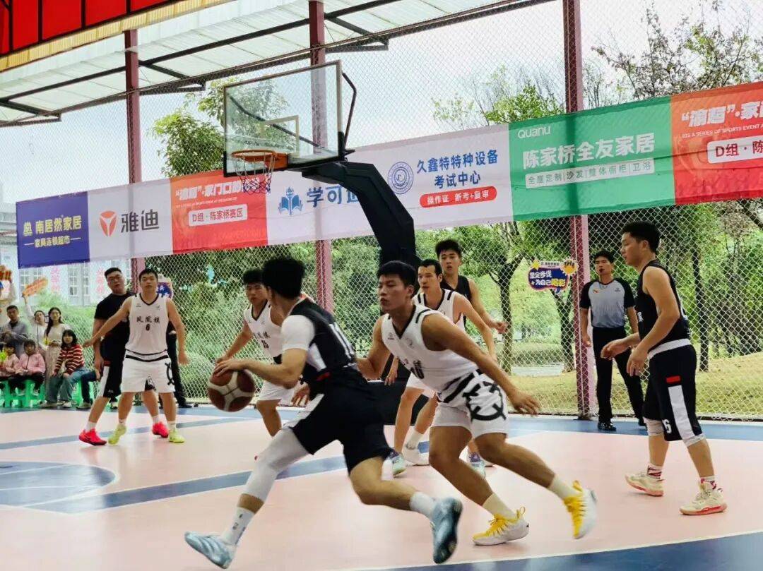 定(dìng)格精(jīng)彩(cǎi)！“渝超”·家门口(kǒu)赛事超燃集锦！