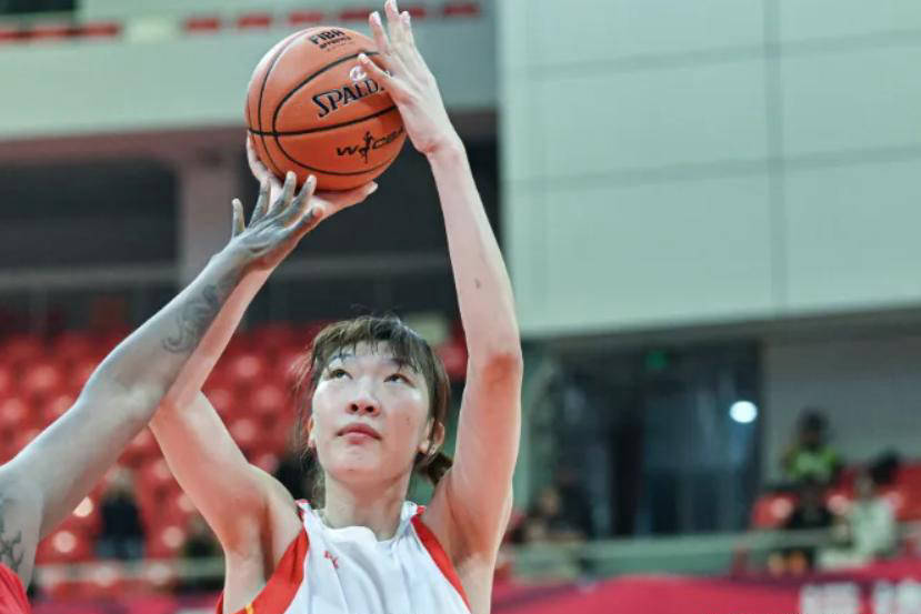 WCBA引入工(gōng)资帽，李梦或离开四川，广东卫冕前景看好