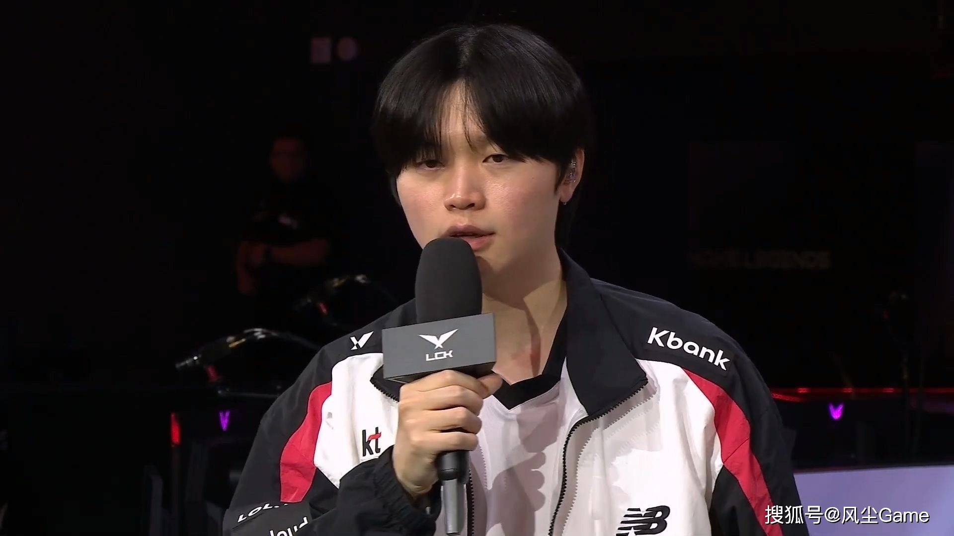 LOL十年賽(sài)事博主退网！LCK賽(sài)前整(zhěng)活：用河蟹(xiè)预測(cè)比(bǐ)賽(sài)结果