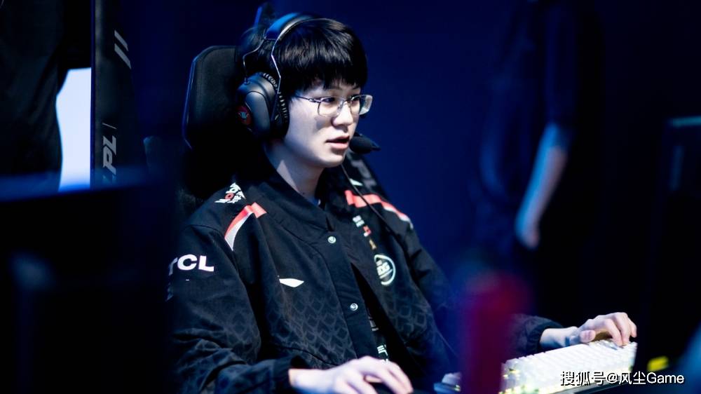 LOL十年賽(sài)事博主退网！LCK賽(sài)前整(zhěng)活：用河蟹(xiè)预測(cè)比(bǐ)賽(sài)结果